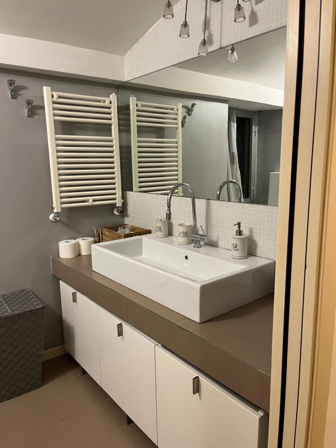 Doria Luxury Apartment ลาสเปเซีย ภายนอก รูปภาพ
