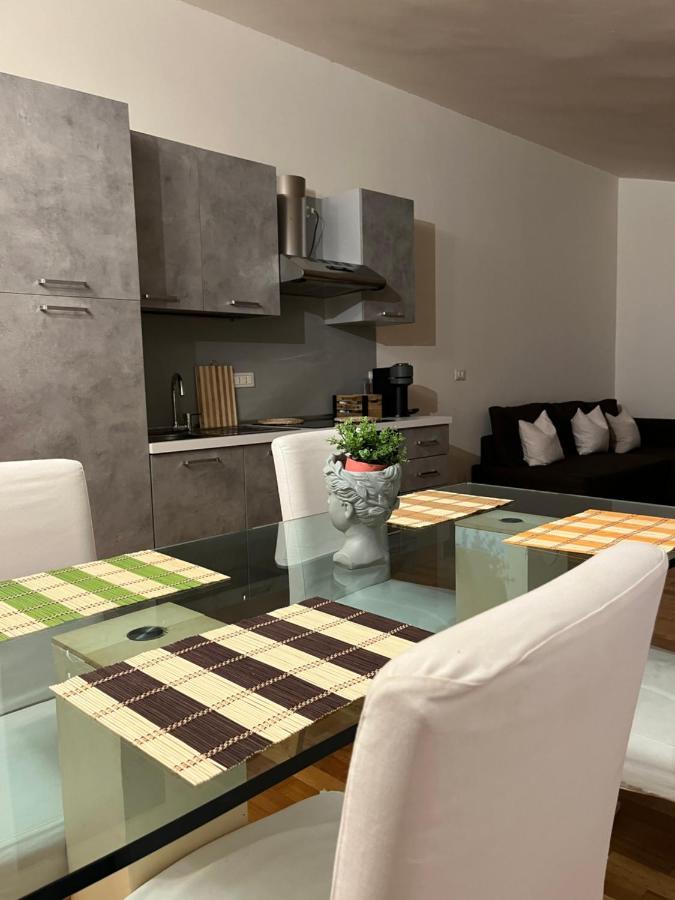 Doria Luxury Apartment ลาสเปเซีย ภายนอก รูปภาพ